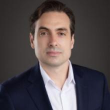 Headshot of Fran Palacios.
